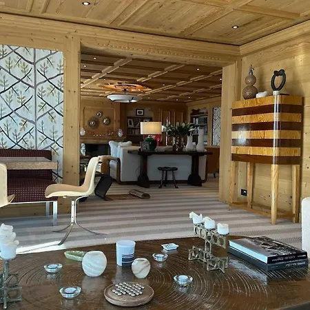 Luxurious Alpine Flat With Amenities * غشتاد