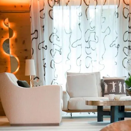 Luxurious Alpine Flat With Amenities بيت للعطل *
